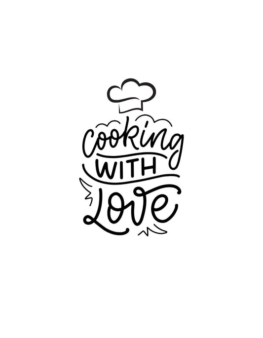 Egy szeretetteljes kézműves konyhaművészeti motívum, mely egy séf sapkával koronázott "Cooking with Love" feliratot ábrázol. A dizájn könnyedséget és melegséget sugároz. 
