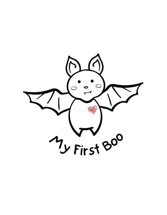 Egy bájos, mosolygós kis szellem figura látható, aki édes, kerek fülekkel és szárnyakkal rendelkezik, szívében egy apró szívvel. A képen "My First Boo" szöveg olvasható, ami kedves hangulatot kölcsönöz a tervezésnek. 