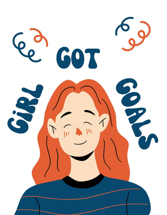 Egy mosolygó, vörös hajú lányt ábrázol a kép, körülötte a "Girl Got Goals" szöveggel. Letisztult dizájn és pozitív üzenet jellemzi. 