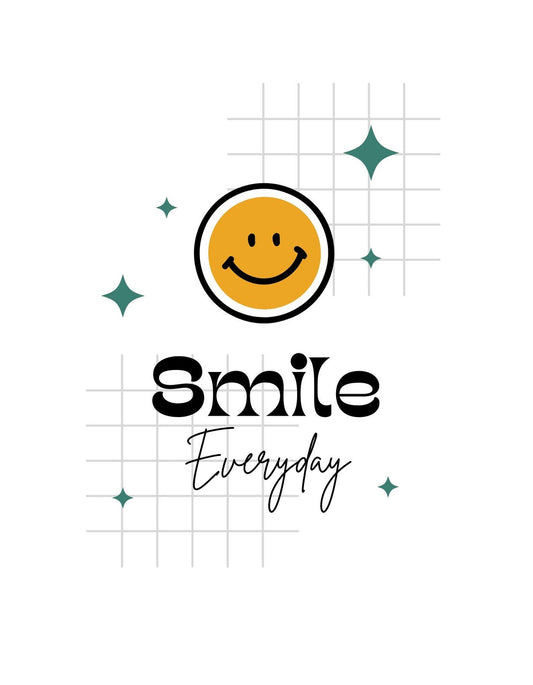 Egy vidám hangulatot árasztó mosolygós arccal, körülötte csillagokkal és "Smile Everyday" felirattal.