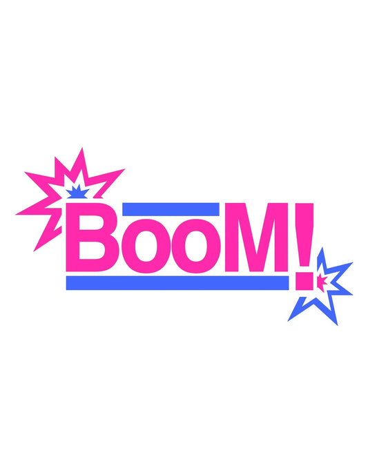 Robbanásos hangulatú dizájn, amely a "BooM!" szót ábrázolja dinamikus betűtípussal, kiegészítve látványos robbanásokkal. 