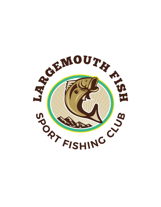 A vadonatúj stílusú nagyszájú halat ábrázoló embléma, mely hegyekkel és vízzel keretezve, a Largemouth Fish Sport Fishing Club szöveggel körülvéve. 