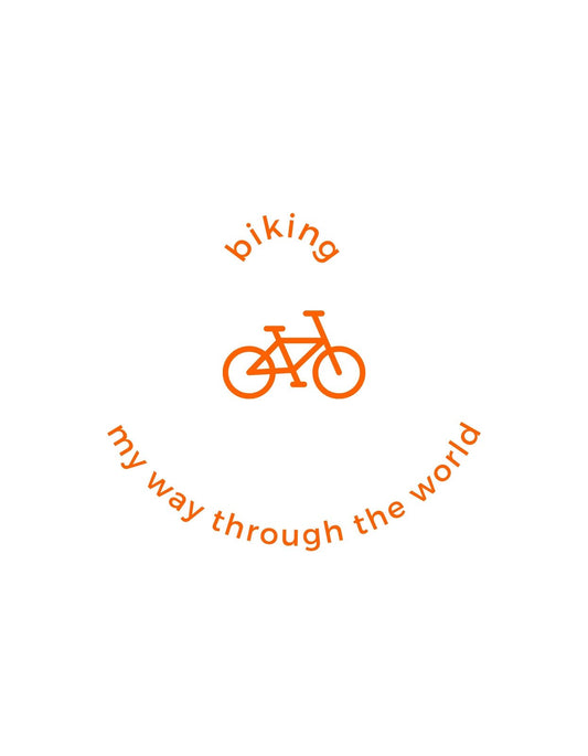 Egy minimalista kerékpár grafika, narancssárga színekben, körülötte lendületes, inspiráló szöveggel: "biking my way through the world". 