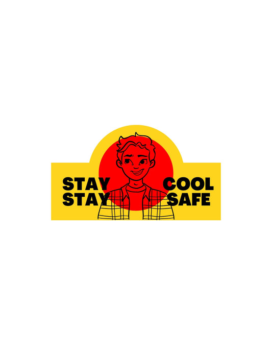 Vidám arcú fiatal rajzzal és élénkpiros hátterén “STAY COOL SAFE” felirattal. A modern, városi vibe-t sugárzó grafika a biztonság és menőség érzetét kölcsönzi. 